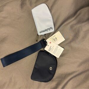 Lululemon dual pouch wristlet